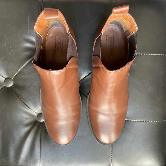 Classic Topshop Tan Chelsea Boots - Picture 2 of 3